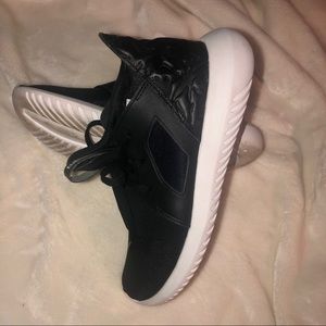 Adidas Tubular Sneakers